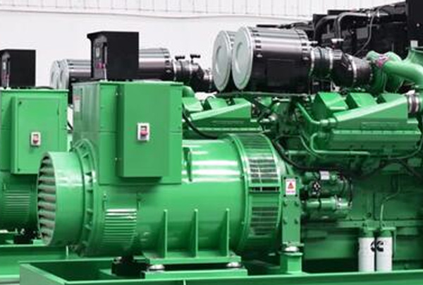 發電機冷卻系統保養：冷卻液配比與液位檢查，及散熱器結垢清洗方法與注意事項